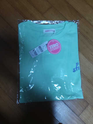 제로스트릿 ZERO STREET - BACK DONUT T-SHIRT 7 COLOR — 5점을 준 리뷰어가 2020년 7월 올린 사용 사진