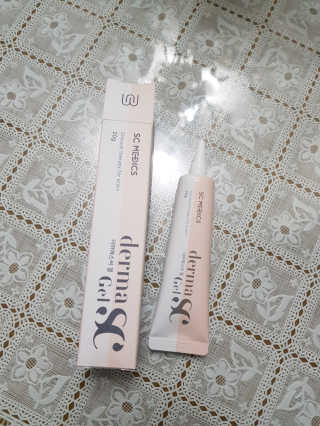 derma SC-Gel 더마에스씨 겔 20g — 4점을 준 리뷰어가 2020년 4월 올린 사용 사진