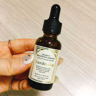 [스킨큐어] 산다화 비타민C 화이트닝 에센스 30ml — 4.5점을 준 리뷰어가 2020년 4월 올린 사용 사진
