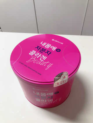 서울약사신협_내몸애뷰티 저분자콜라겐_2.5g 100포 — 5점을 준 리뷰어가 2020년 6월 올린 사용 사진