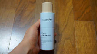 어글리프루프 에센스 스탑디어글리 레드모먼트 에센스 120ml — 5점을 준 리뷰어가 2020년 12월 올린 사용 사진