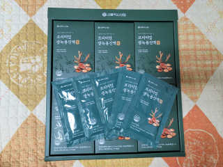 서울약사신협 약사신협_생녹용 진액_70ml x 30포 — 5점을 준 리뷰어가 2020년 9월 올린 사용 사진