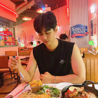 뉴욕아파트먼트 합정점 [뉴욕아파트먼트 오리지날그릴] 4만원 이용권 — 5점을 준 리뷰어가 2020년 8월 올린 사용 사진