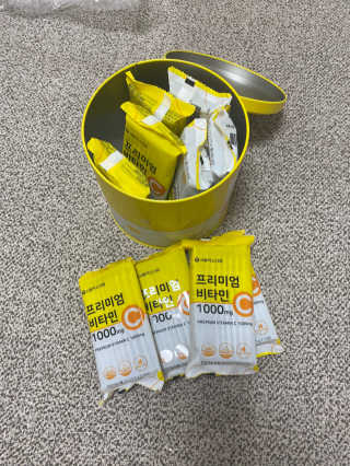서울약사신협 프리미엄비타민C1000_2.5G x 100포 — 5점을 준 리뷰어가 2020년 12월 올린 사용 사진