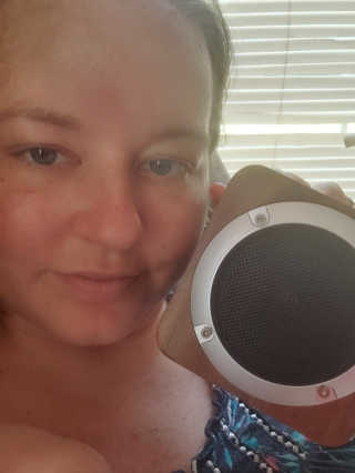 SEVIZ MINI10W 레트로 블루투스 스피커 — 5점을 준 리뷰어가 2020년 6월 올린 사용 사진