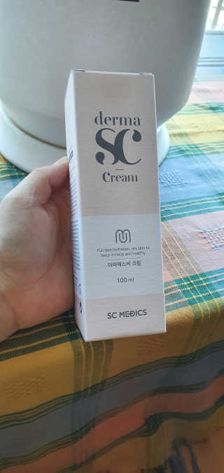 derma SC-Cream 더마에스씨 크림 100ml — 4.5점을 준 리뷰어가 2020년 4월 올린 사용 사진