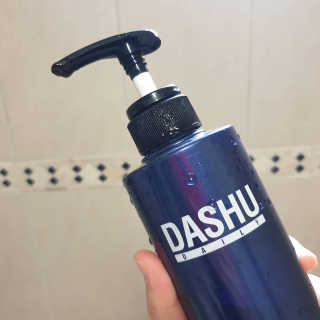 다슈코리아 다슈 데일리 단백질 한방 두피 골드 샴푸 500ml — 5점을 준 리뷰어가 2020년 11월 올린 사용 사진