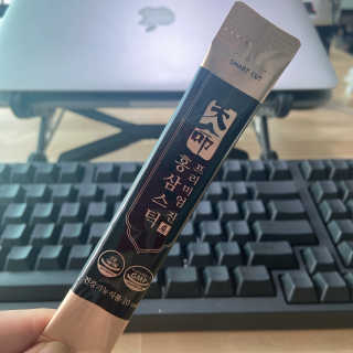 헬스업_천명진프리미엄홍삼스틱_10ml x 30포 — 5점을 준 리뷰어가 2020년 10월 올린 사용 사진