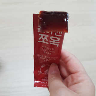 조은약초 석류콜라겐 석류즙 석류쪼옥 젤리 스틱 15포 x 20g — 5점을 준 리뷰어가 2020년 9월 올린 사용 사진