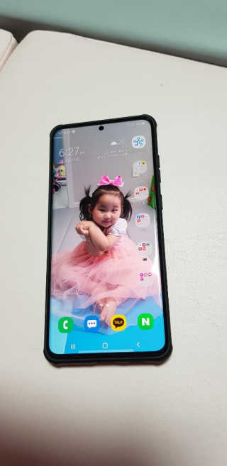 뮤즈캔 갤럭시 슬라이드 카메라 커버 프로텍션 케이스 — 5점을 준 리뷰어가 2020년 7월 올린 사용 사진