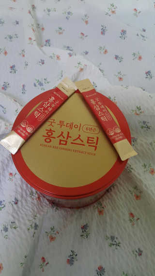 서울약사신협_굿투데이홍삼스틱_10ml x 100포 — 5점을 준 리뷰어가 2020년 7월 올린 사용 사진