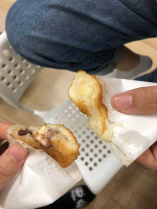 [풀무원] 치즈볼 2종-모짜렐라, 앙크림 — 5점을 준 리뷰어가 2020년 10월 올린 사용 사진