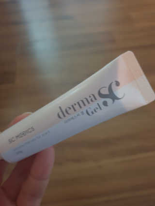 derma SC-Gel 더마에스씨 겔 20g — 4점을 준 리뷰어가 2020년 4월 올린 사용 사진