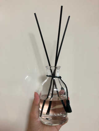 레나스 프리미엄 아로마 디퓨저 200ml  [1SET] — 4.5점을 준 리뷰어가 2020년 9월 올린 사용 사진