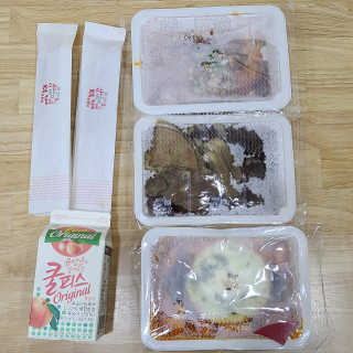 죠스떡볶이 [죠스푸드] 짜빠떡볶이+떡또그+범벅만두 신메뉴 3종 — 5점을 준 리뷰어가 2020년 4월 올린 사용 사진