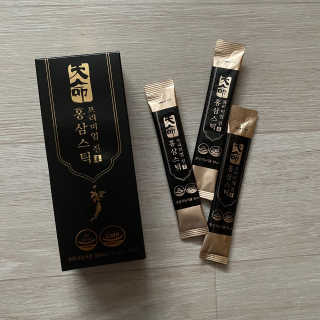헬스업_천명진프리미엄홍삼스틱_10ml x 30포 — 5점을 준 리뷰어가 2020년 8월 올린 사용 사진