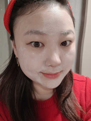 IO 아이오 오늘도 넌 예뻐 - 데일리딥 클렌징폼 — 4점을 준 리뷰어가 2020년 12월 올린 사용 사진
