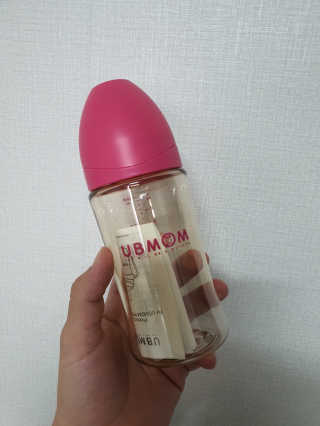 유비맘 PPSU 젖병 노꼭지_260ml_컬러 랜덤 발송 — 5점을 준 리뷰어가 2020년 12월 올린 사용 사진