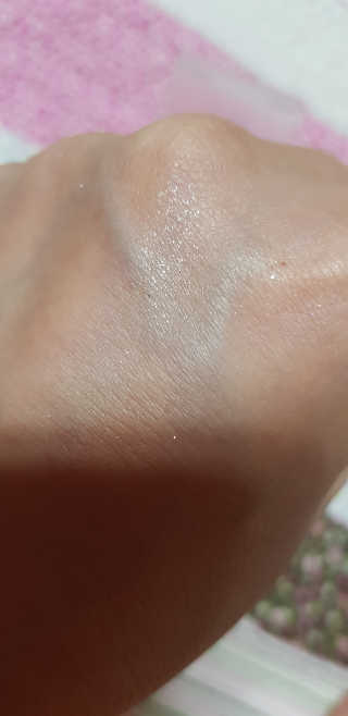 [블랙루즈] 크리스탈 하트 락 섀도우 4종 중 택1 — 5점을 준 리뷰어가 2020년 9월 올린 사용 사진