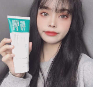 내추럴프렌드 모이스춰 버블 클렌징폼 — 5점을 준 리뷰어가 2020년 10월 올린 사용 사진