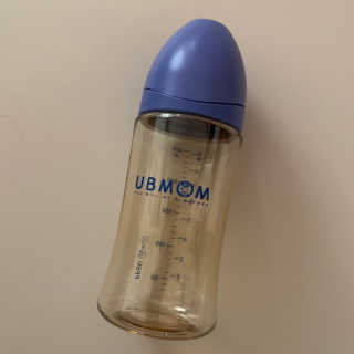 유비맘 PPSU 젖병 노꼭지_260ml_컬러 랜덤 발송 — 5점을 준 리뷰어가 2020년 10월 올린 사용 사진