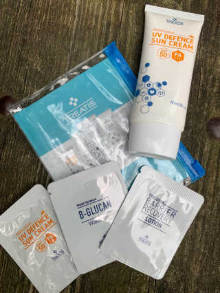 트리티스 US [TREATIS] UV Defence Sun Cream PA+++ / SPF50+ — 5점을 준 리뷰어가 2020년 10월 올린 사용 사진