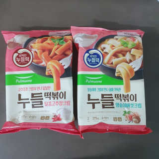[풀무원] 달콤고추장크림, 양송이버섯크림 누들떡볶이 — 5점을 준 리뷰어가 2020년 5월 올린 사용 사진