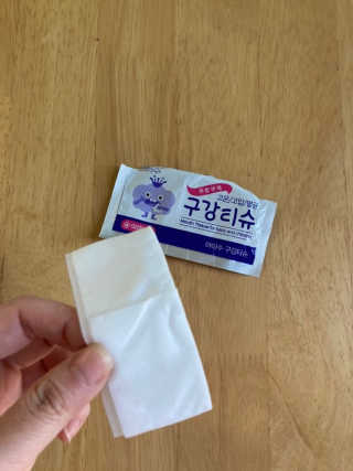 100도 이상에서 삶아 멸균 안심 아이수 구강 티슈 — 5점을 준 리뷰어가 2020년 10월 올린 사용 사진