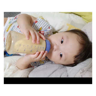유비맘 PPSU 젖병 노꼭지_260ml_컬러 랜덤 발송 — 5점을 준 리뷰어가 2020년 10월 올린 사용 사진