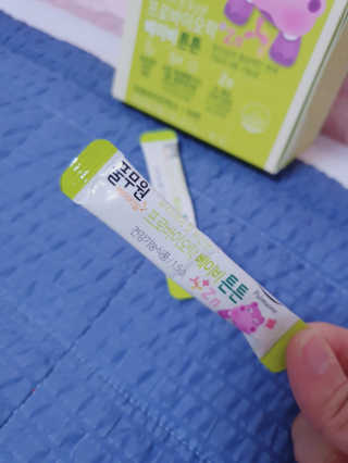 [풀무원베이비밀] 프로바이오락 베이비 튼튼 유산균 — 5점을 준 리뷰어가 2020년 7월 올린 사용 사진