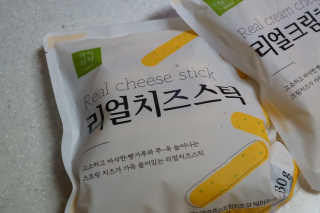 가치식탁 리얼치즈스틱, 리얼크림치즈볼 — 5점을 준 리뷰어가 2020년 11월 올린 사용 사진