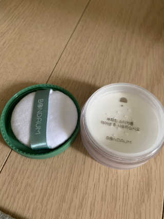 본다움 빠이빠이 세범 파우더 — 5점을 준 리뷰어가 2020년 7월 올린 사용 사진