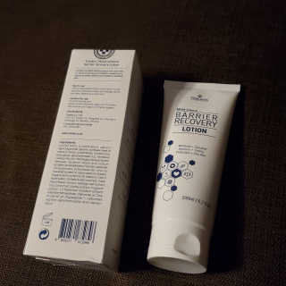 트리티스 [TREATIS] Barrier Recovery Lotion 200ml — 4.5점을 준 리뷰어가 2020년 10월 올린 사용 사진