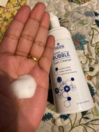 트리티스 [TREATIS] Bubble Foam Cleanser 200ml — 4.5점을 준 리뷰어가 2020년 12월 올린 사용 사진