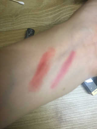 [블랙루즈] 크림 마뜨 루즈 시즌1 택1+랜덤1 — 4점을 준 리뷰어가 2020년 8월 올린 사용 사진