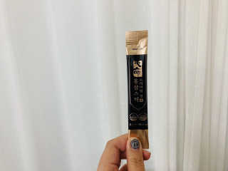 헬스업_천명진프리미엄홍삼스틱_10ml x 30포 — 5점을 준 리뷰어가 2020년 10월 올린 사용 사진