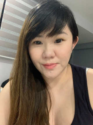 제니코코 JANYCOCO 제니 탑 커버 파운데이션 / 워터 프루프 — 4점을 준 리뷰어가 2020년 10월 올린 사용 사진