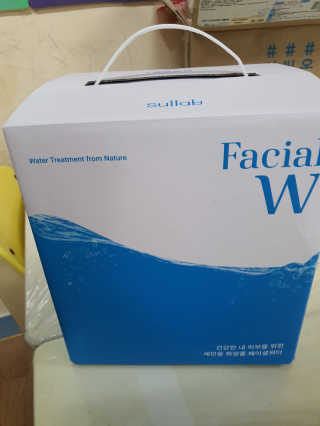 [설랩] 클렌징워터 세안수 500ml x 6팩 — 4점을 준 리뷰어가 2020년 8월 올린 사용 사진