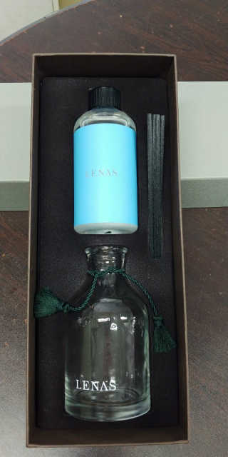 레나스 프리미엄 아로마 디퓨저 200ml  [1SET] — 5점을 준 리뷰어가 2020년 7월 올린 사용 사진
