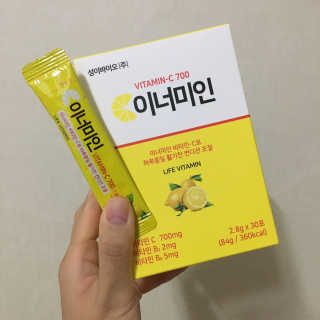 이너미인 VITAMIN-C 700 — 5점을 준 리뷰어가 2020년 8월 올린 사용 사진