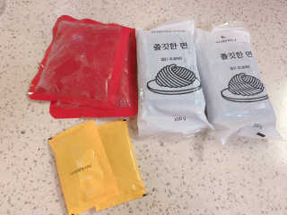 [해주냉면] 신천맛집 매운 비빔냉면 2인분 + 무절임 — 3점을 준 리뷰어가 2020년 5월 올린 사용 사진