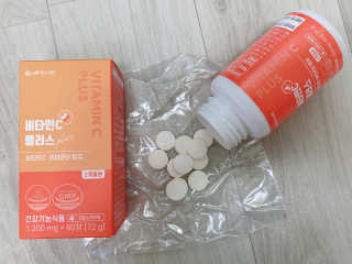 서울약사신협_비타민C플러스_1,200mg x 60정 — 5점을 준 리뷰어가 2020년 11월 올린 사용 사진