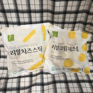 가치식탁 리얼치즈스틱, 리얼크림치즈볼 — 5점을 준 리뷰어가 2020년 11월 올린 사용 사진