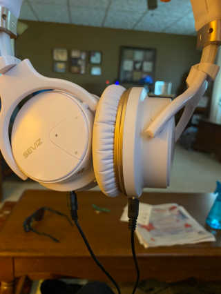 SEVIZ Bluetooth Headphones 10 3color — 4.5점을 준 리뷰어가 2020년 7월 올린 사용 사진