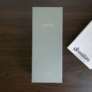 레나스 프리미엄 아로마 디퓨저 200ml  [1SET] — 5점을 준 리뷰어가 2020년 9월 올린 사용 사진