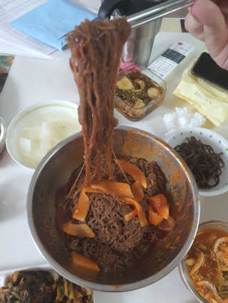 [해주냉면] 신천맛집 매운 비빔냉면 2인분 + 무절임 — 4점을 준 리뷰어가 2020년 5월 올린 사용 사진