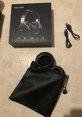 SEVIZ Bluetooth Headphones 10 3color — 5점을 준 리뷰어가 2020년 6월 올린 사용 사진