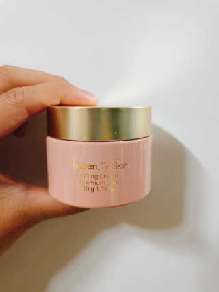 Tween.Ty Skin 트웬티스킨 리프팅 크림 프리미엄 라인 — 5점을 준 리뷰어가 2020년 9월 올린 사용 사진