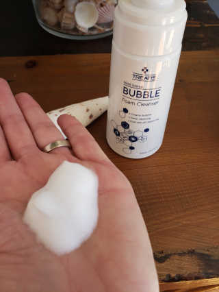 트리티스 [TREATIS] Bubble Foam Cleanser 200ml — 5점을 준 리뷰어가 2021년 1월 올린 사용 사진