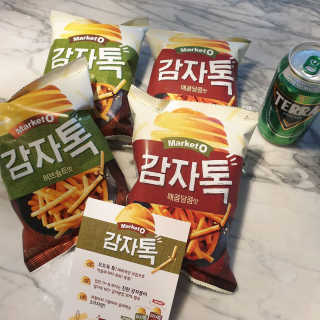 마켓오 감자톡 허브솔트맛/매콤달콤맛 — 5점을 준 리뷰어가 2020년 6월 올린 사용 사진
